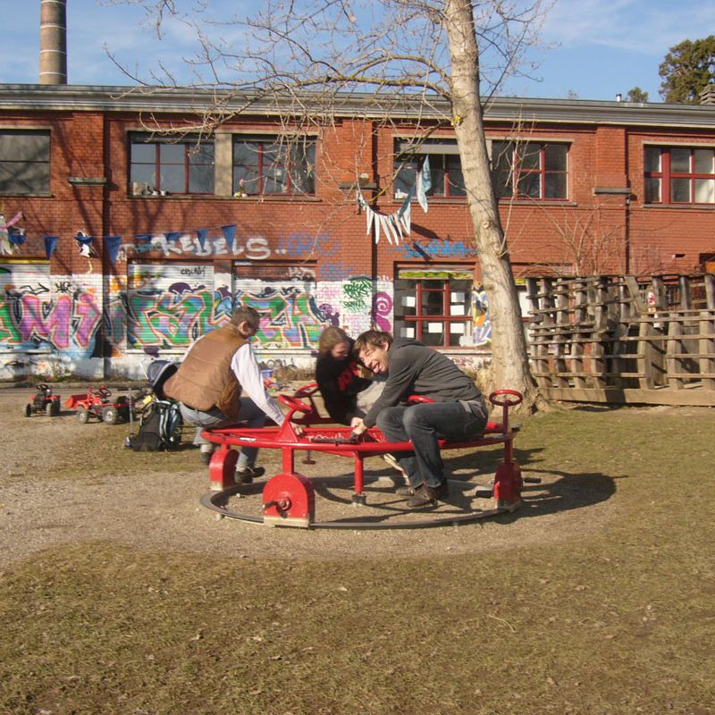 Up-in-smoke-2011109.jpg