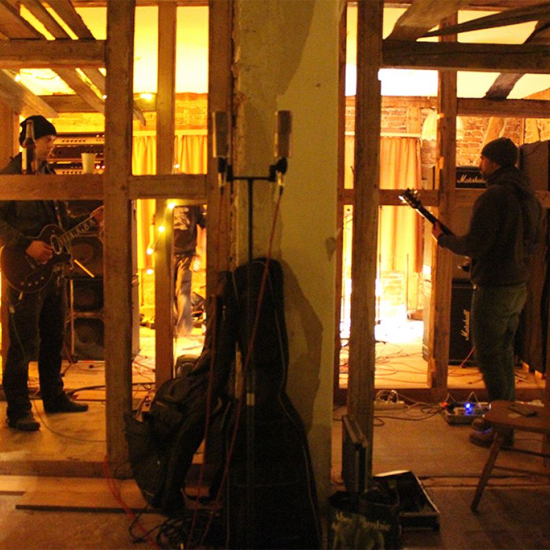 03.jpg