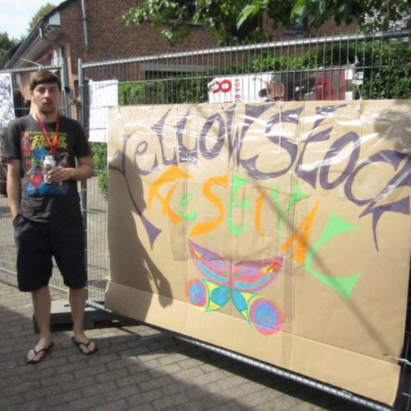 yellowstock_05.jpg